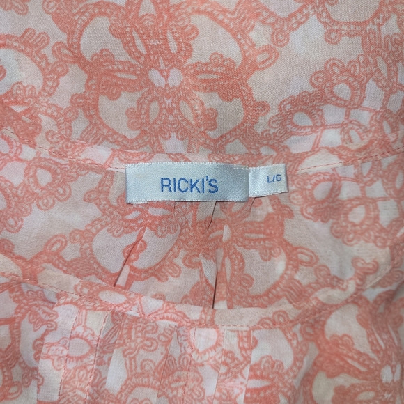 Ricki's Peach and Cream Blouse L - Picture 6 of 6